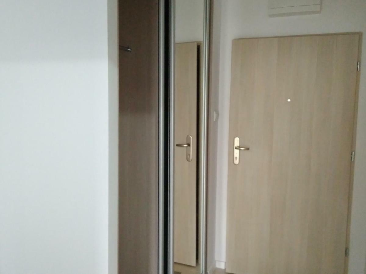 Appartement Manufaktura à Varsovie Extérieur photo